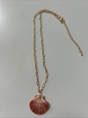 Gold filled paperclip Necklace with Shell